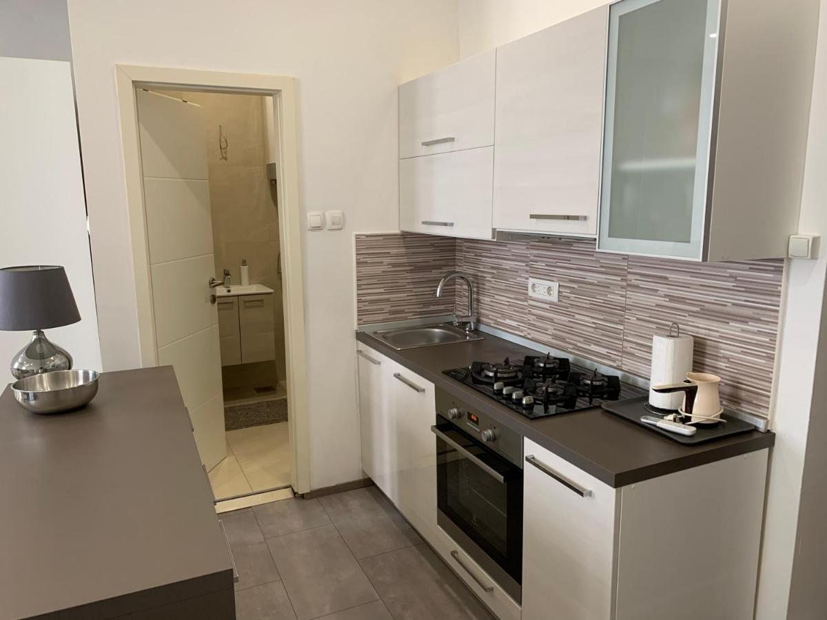 Zara City Apartments Extérieur photo